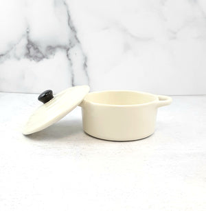 Mini Stoneware Baker with Lid, 4 colors