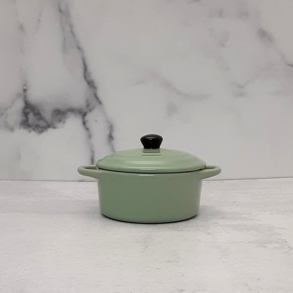 Mini Stoneware Baker with Lid, 4 colors