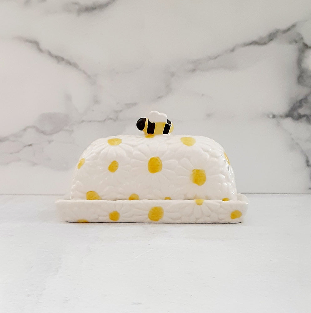 Butter Dish w/Bee Handle Daisy Carved