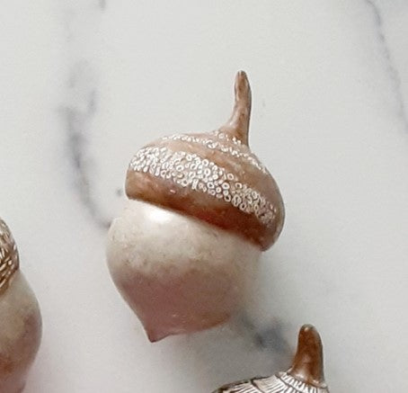 Acorn 4" Resin