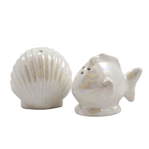 
            
                Load image into Gallery viewer, Shell and Fish Salt &amp;amp; Pepper Shaker set
            
        