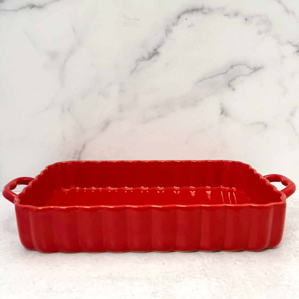 
            
                Load image into Gallery viewer, Casserole Ridged 9&amp;quot; x 13&amp;quot; RED
            
        