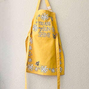 
            
                Load image into Gallery viewer, Apron You Are My Sunshine (Child)
            
        